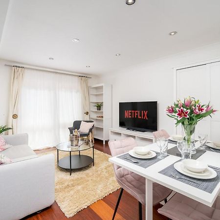 Crossharbour Canary Wharf 2 Bed Duplex Apartment 런던 외부 사진